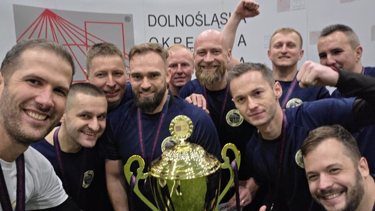 Piłkarscy Mistrzowie z Podkarpacia – I Ogólnopolski Turniej Piłki Nożnej o Puchar Przewodniczącego Okręgowej Rady DOIIB pod honorowym patronatem Prezesa Polskiej Izby Inżynierów Budownictwa